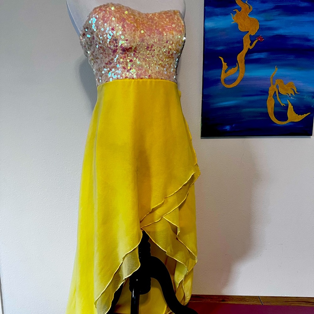 Prom Dress Yellow size Small
